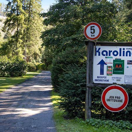 Готель Camping Karolina Plana  Екстер'єр фото