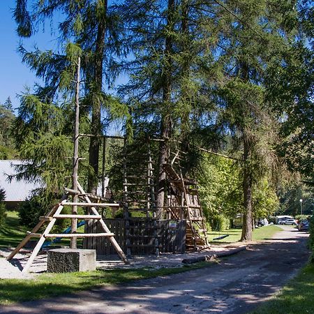 Готель Camping Karolina Plana  Екстер'єр фото