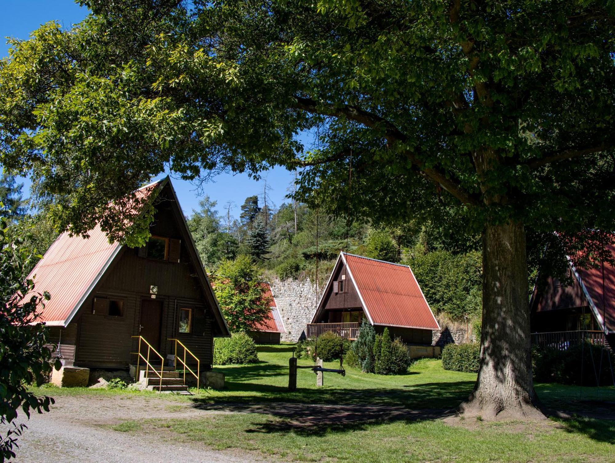 Готель Camping Karolina Plana  Екстер'єр фото